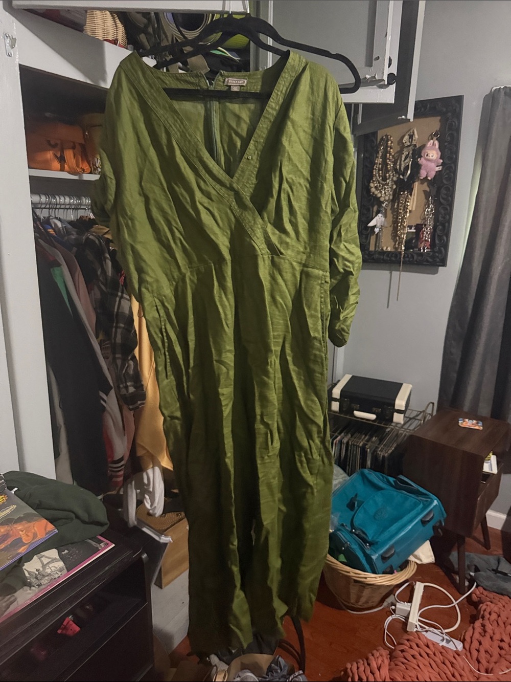 Green V-Neck Long Women's jump suit